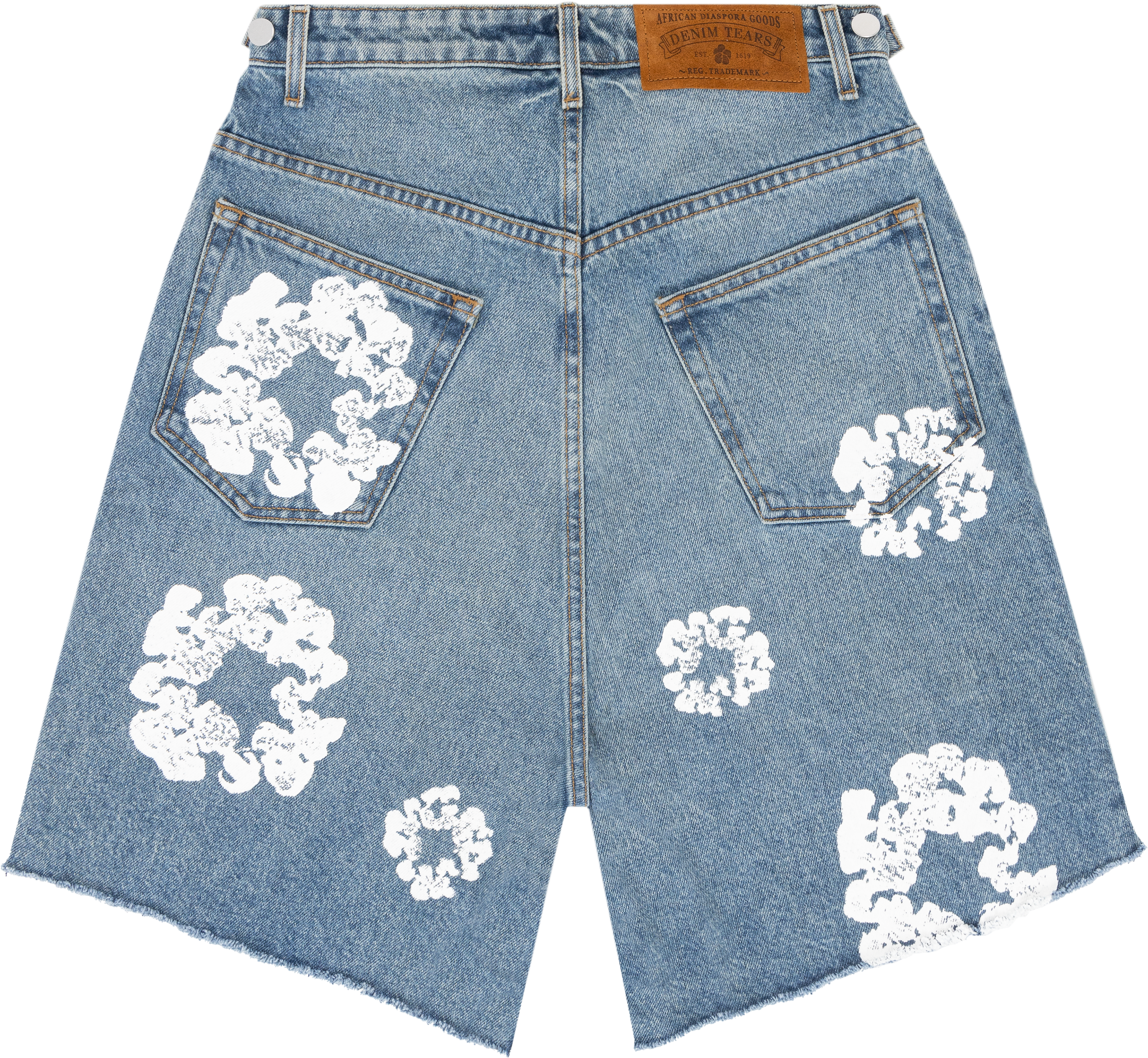 The Cotton Wreath Jean Short Light Wash